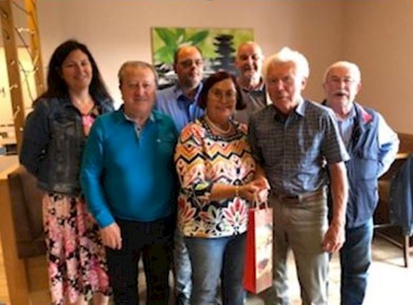 Im Bild v.l.: Doris Burger, Gottfried Pirklbauer, Helmut Gossenreiter, Helene Burger, Anton Furchtlehner, Alfred Steinke, Heinz Feichtner